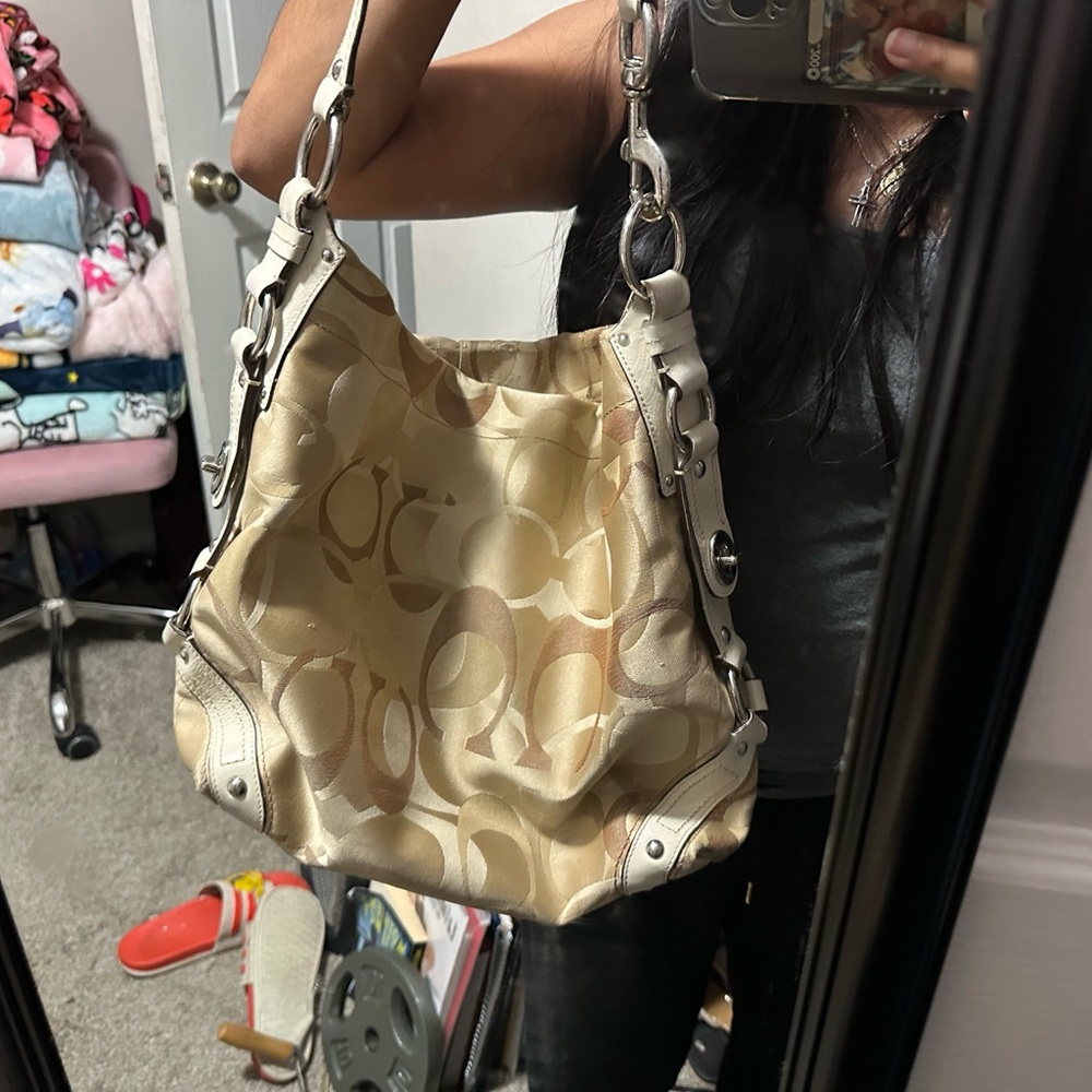 Coach Cream Signature Shoulder Bag